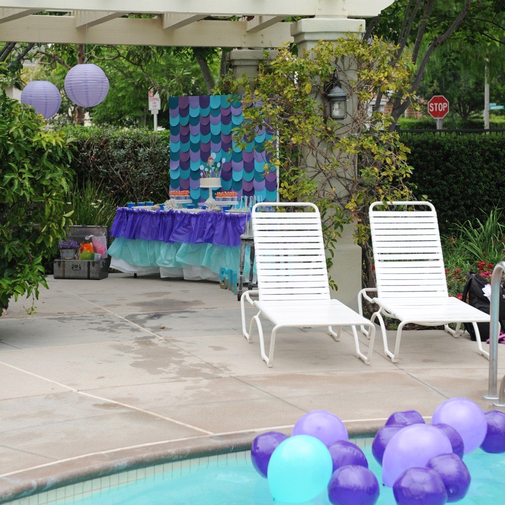 Back Yard Pool Party Decorations