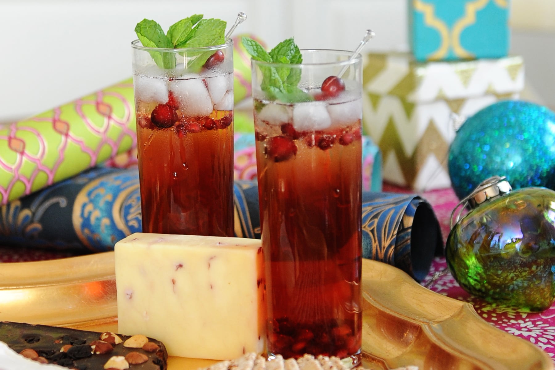 Christmas Party Drink Recipes- Cranberry Pomegranate Mocktail — Pink Peppermint Design