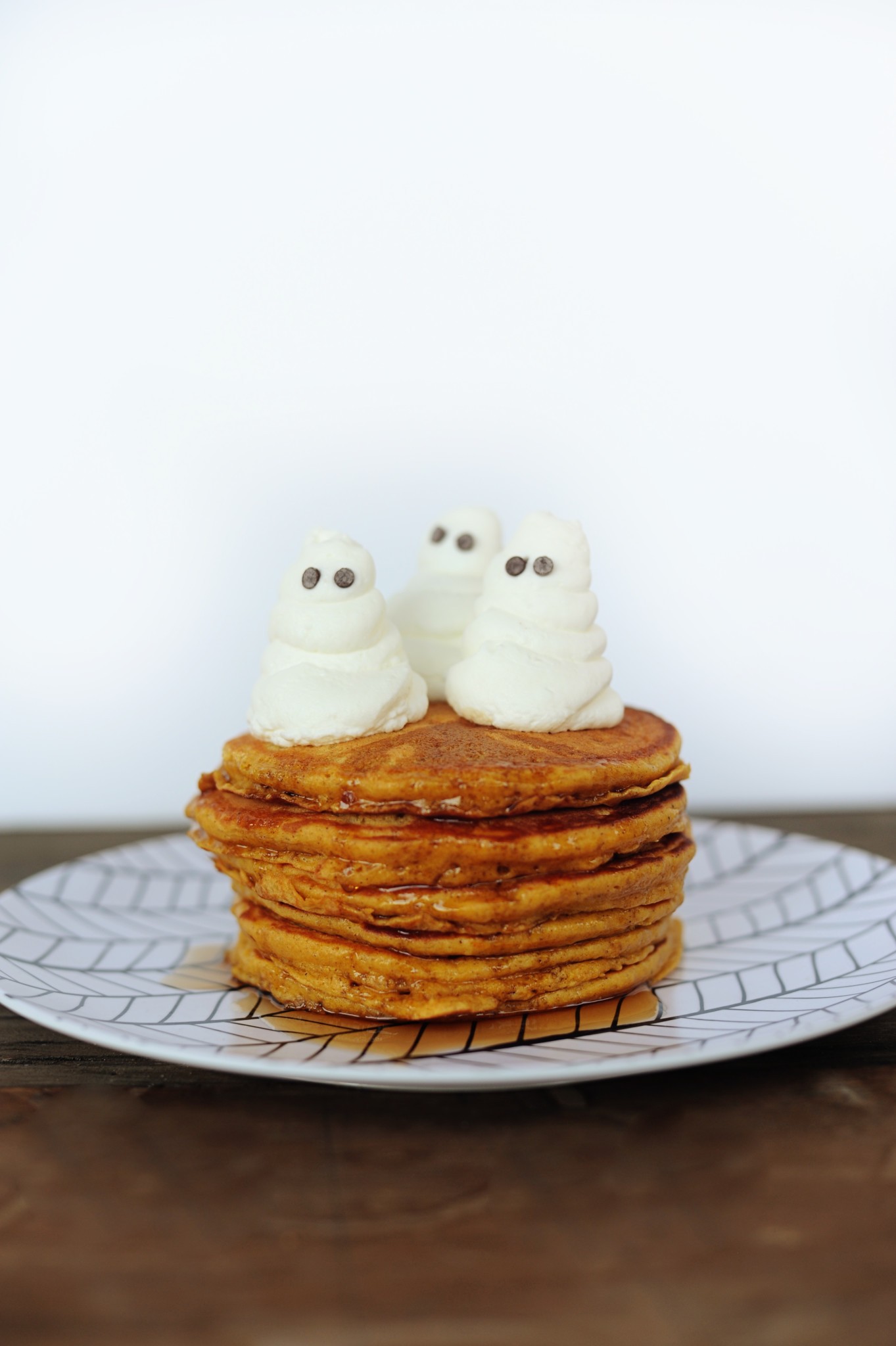 Halloween: My Favorite Pumpkin Pancakes Recipe with Whipped Cream Ghosts — Pink Peppermint Design