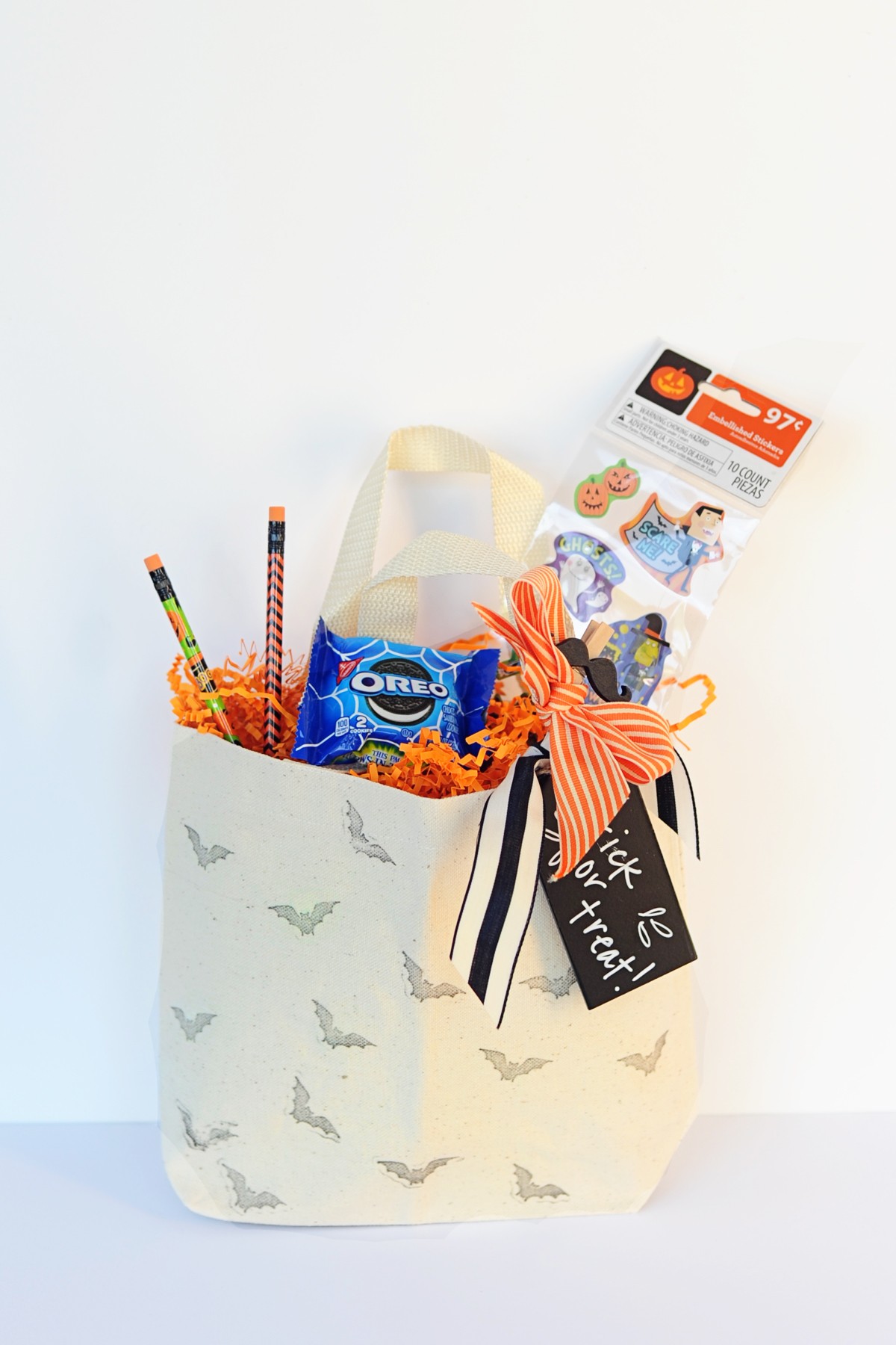 Quick and Easy DIY Stamped Halloween Trick or Treat Tote Bag — Pink Peppermint Design