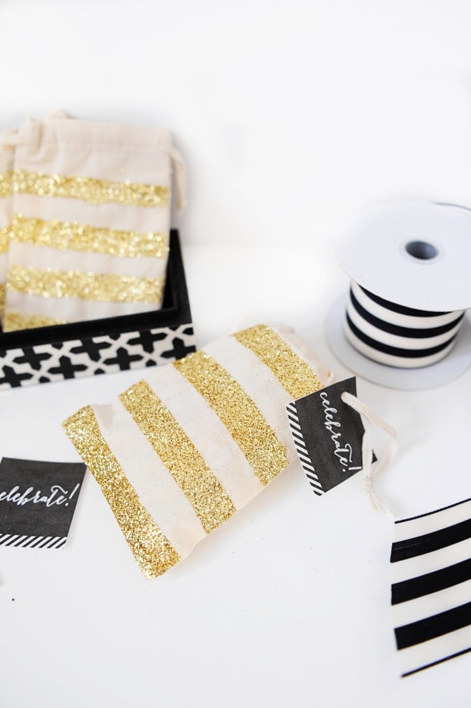 DIY glittered muslin bags