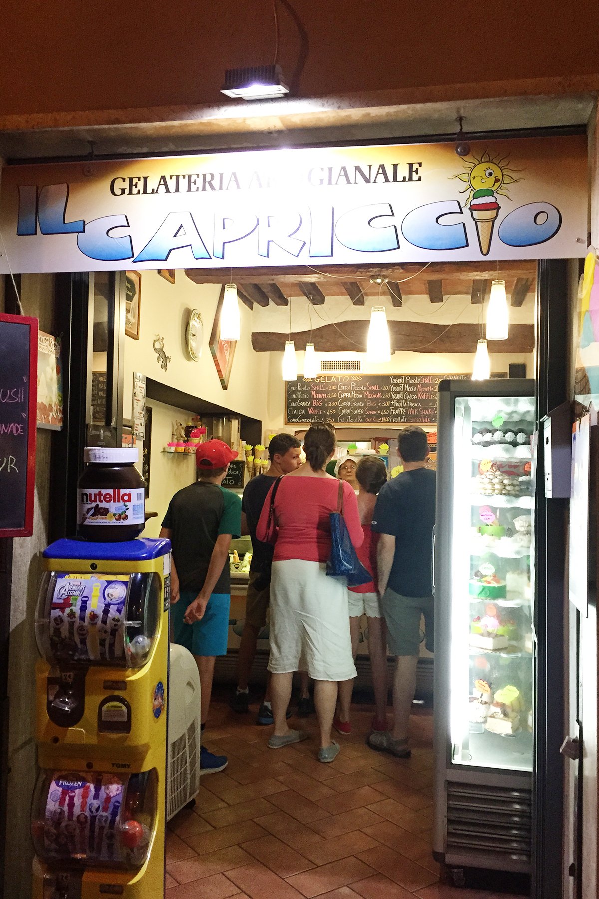 gelato in montepulciano