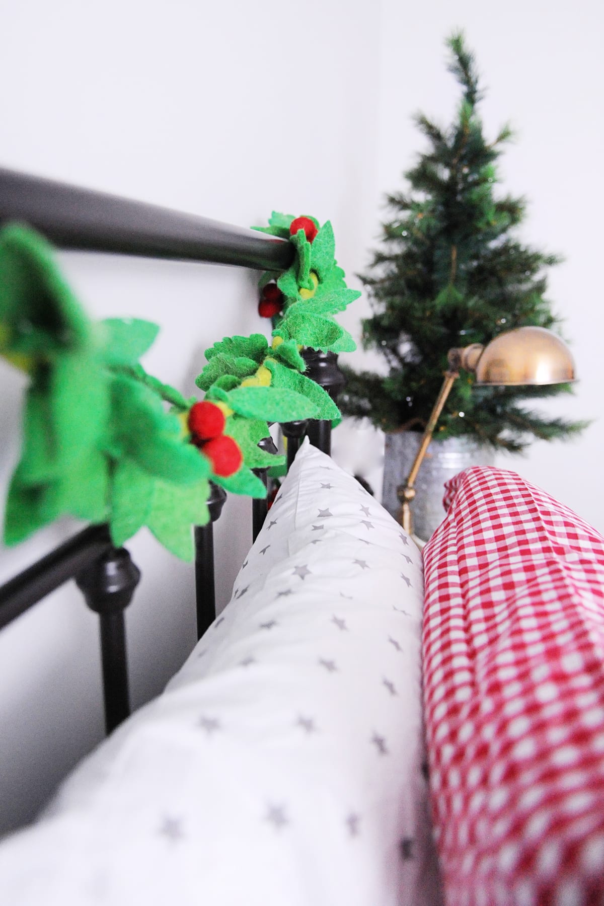 Christmas bedroom decor ideas