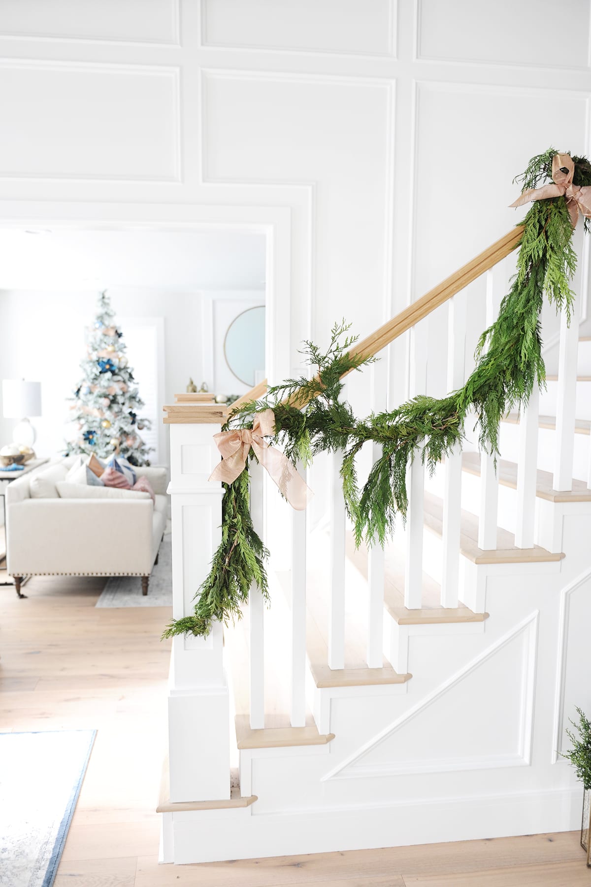 Christmas entry way decor ideas