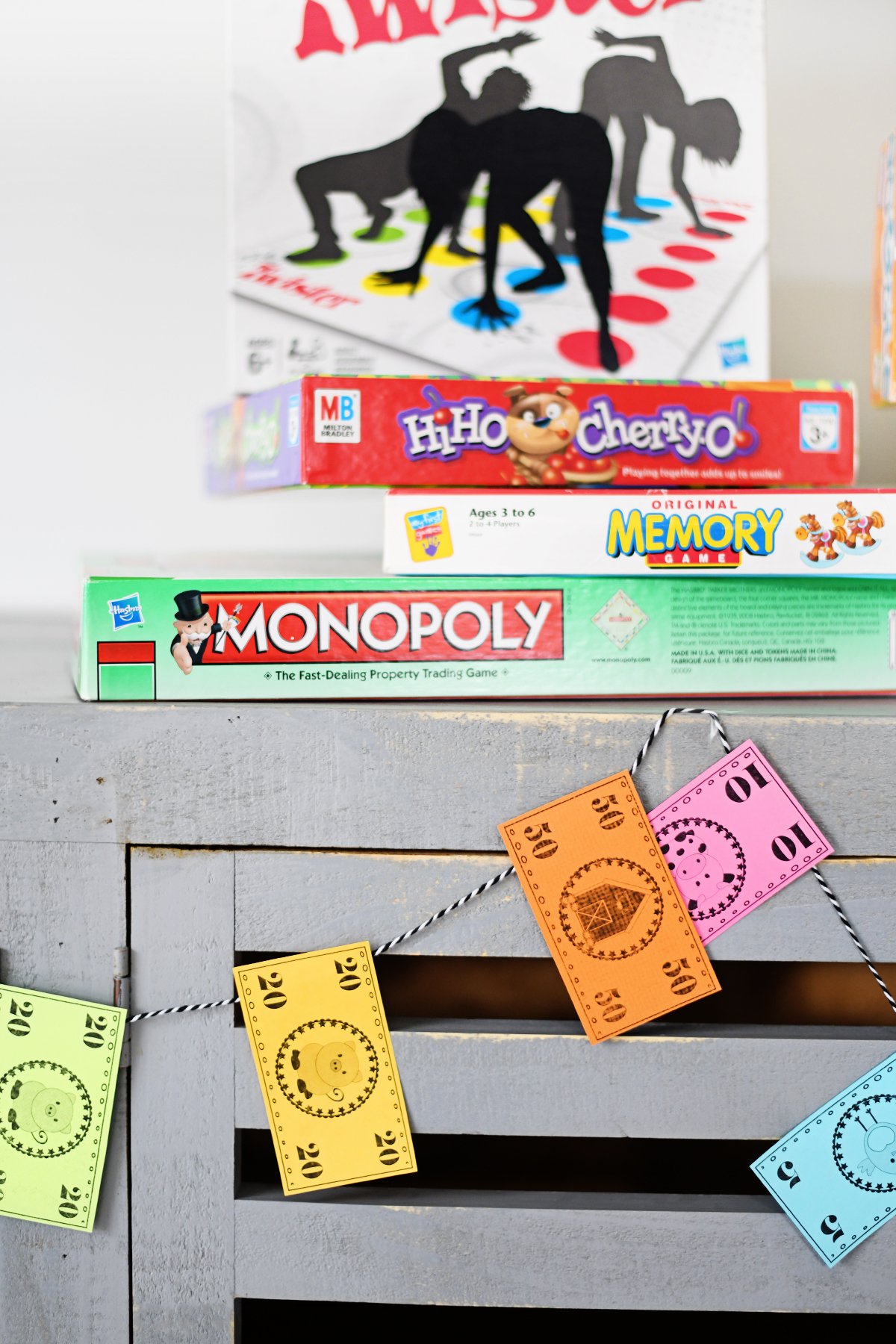 Game Night Party Ideas for Families - Gluesticks Blog