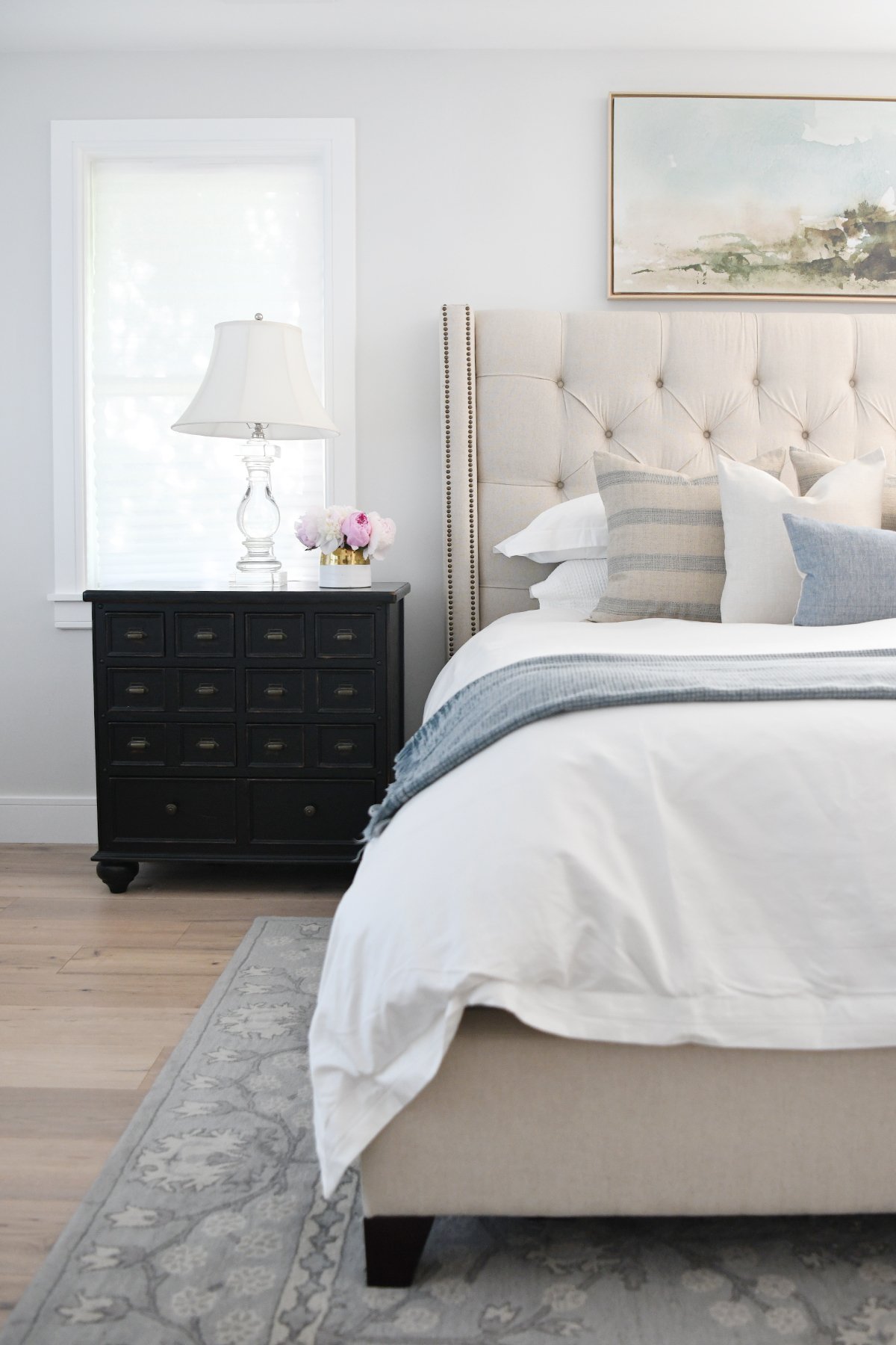 8 PRETTY BED PILLOW ARRANGEMENTS - StoneGable