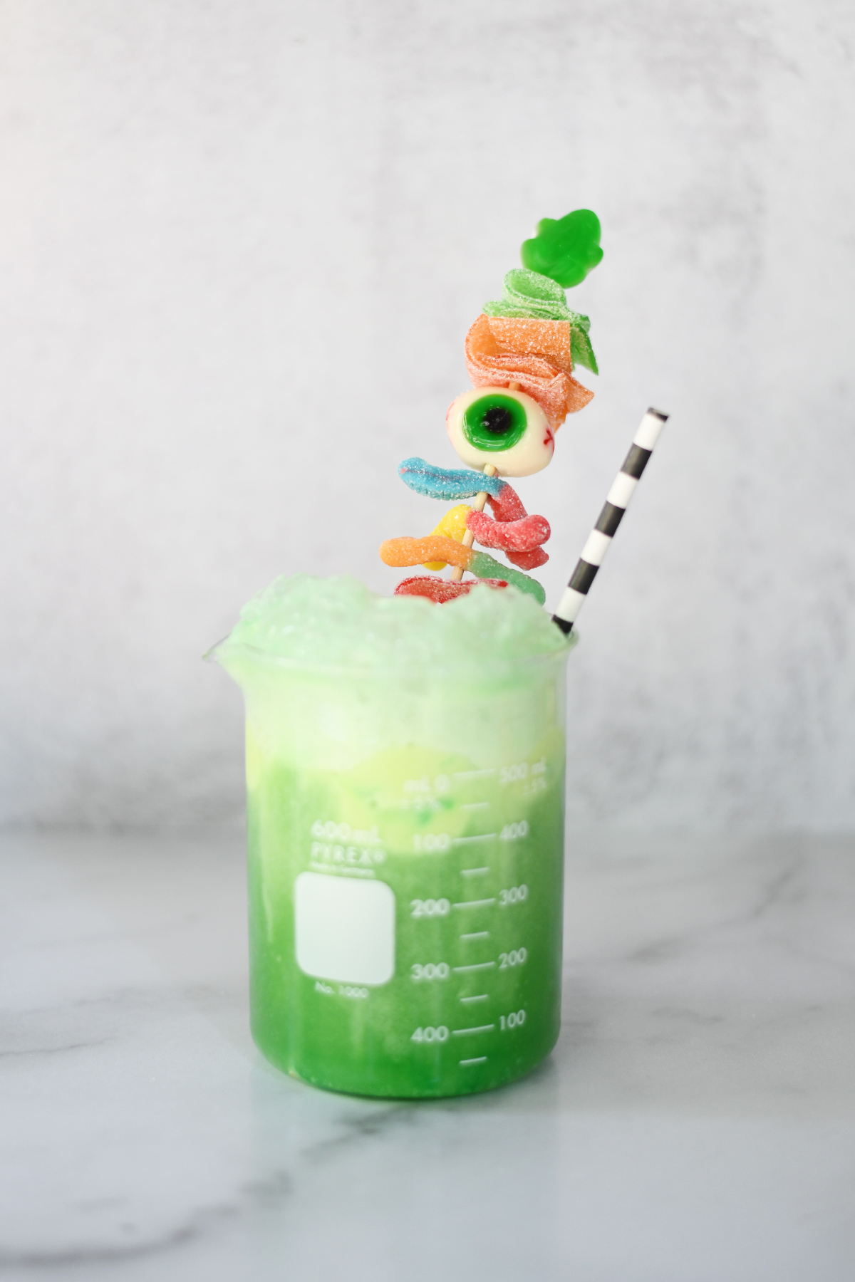 Easy Green Halloween Party Punch: Monster Juice — Pink Peppermint Design