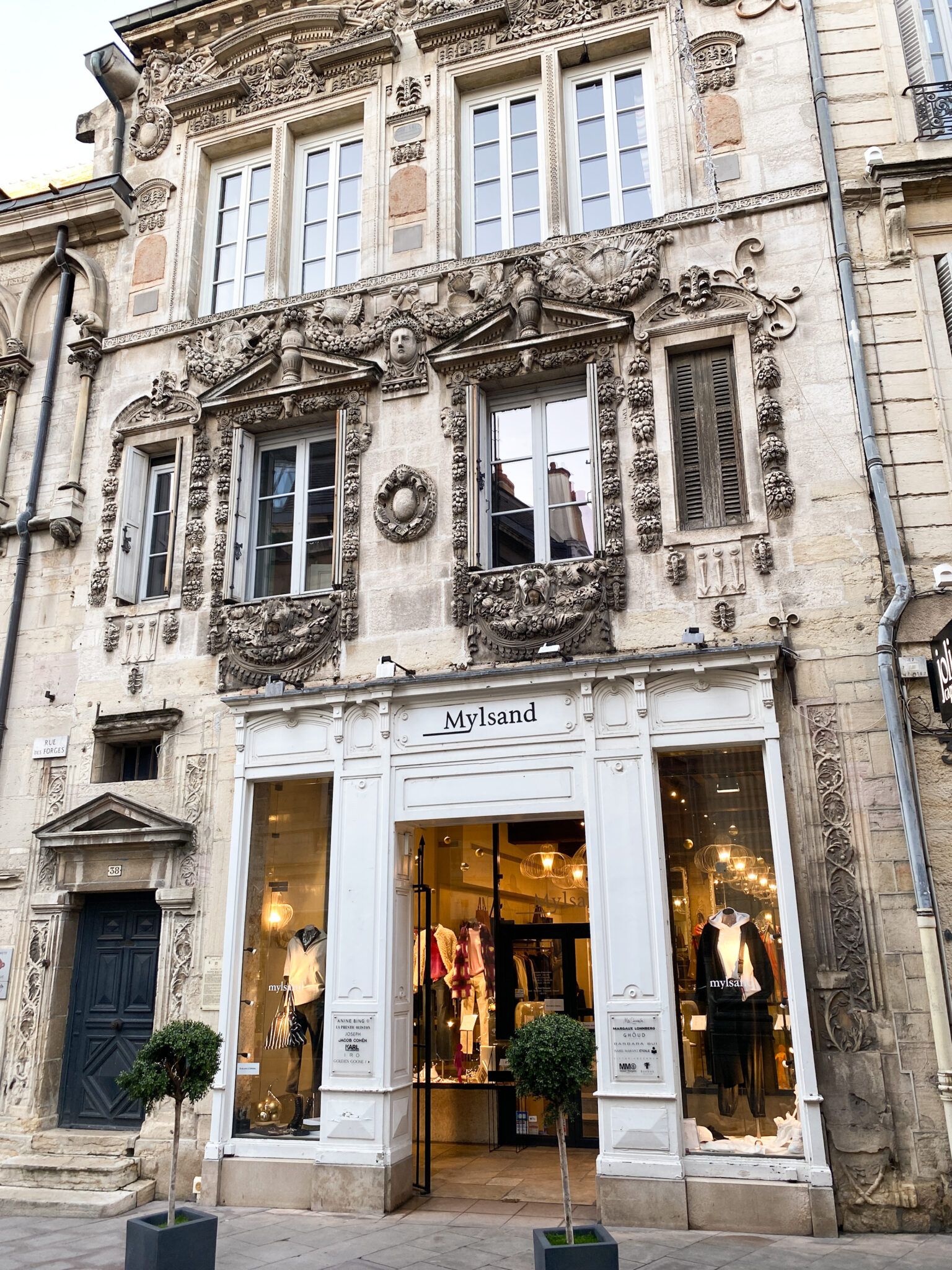 Traveling to Dijon France : Dijon Hotels, Mustard & More – Pink