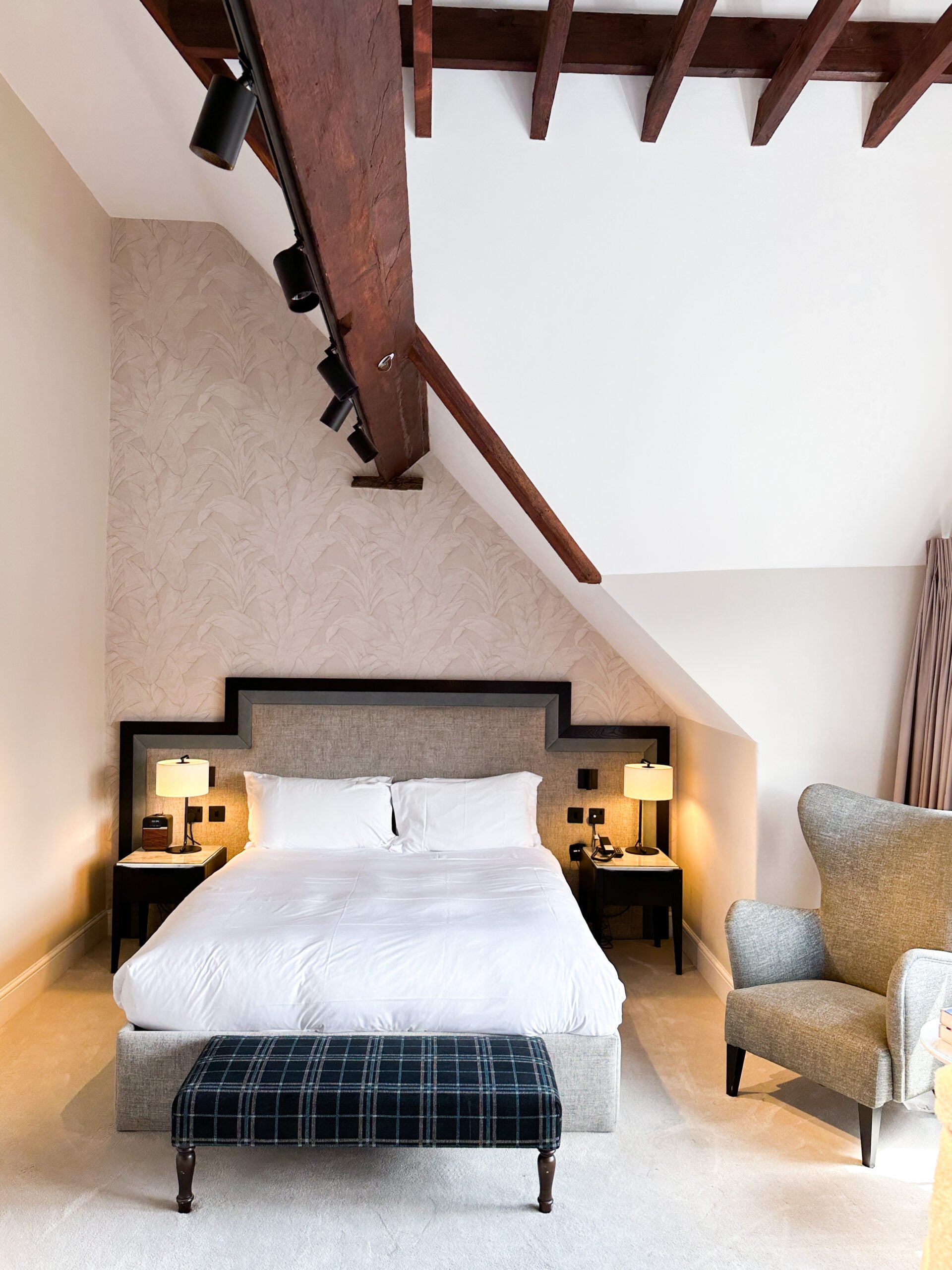 11 Cadogan Gardens Apartments