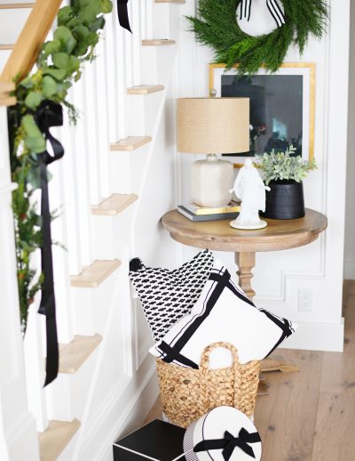 Christmas entry way decorating ideas 4