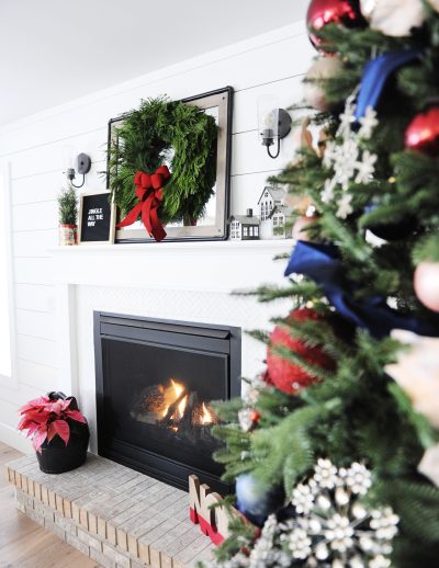 Christmas family room decorating ideas 5