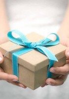 Giftcenterpresentbow1 header