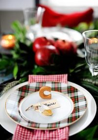 Great ideas for setting a christmas table