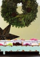 Green and gold christmas decor header