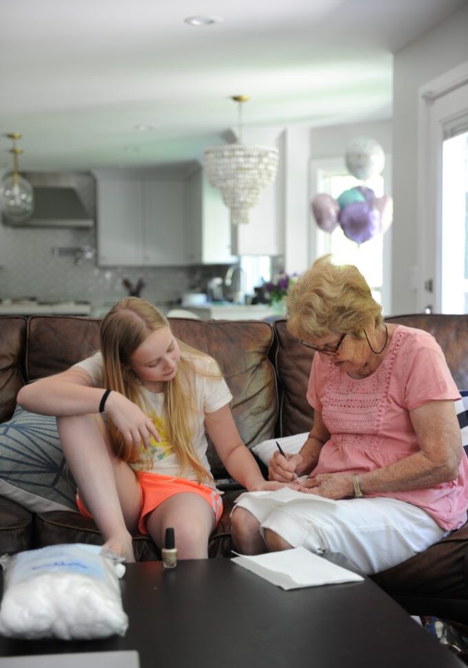 Nails with grandma 4