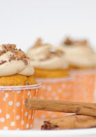 Pumpkin cupcakes feature